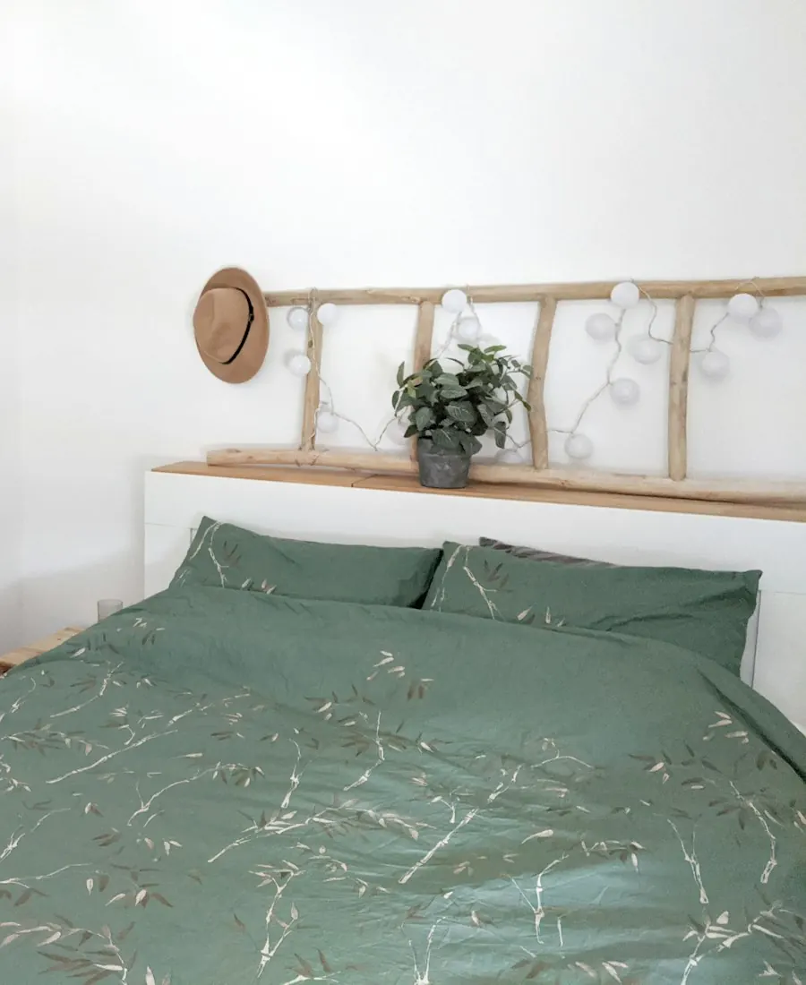 Timeless Botanical, Sage green