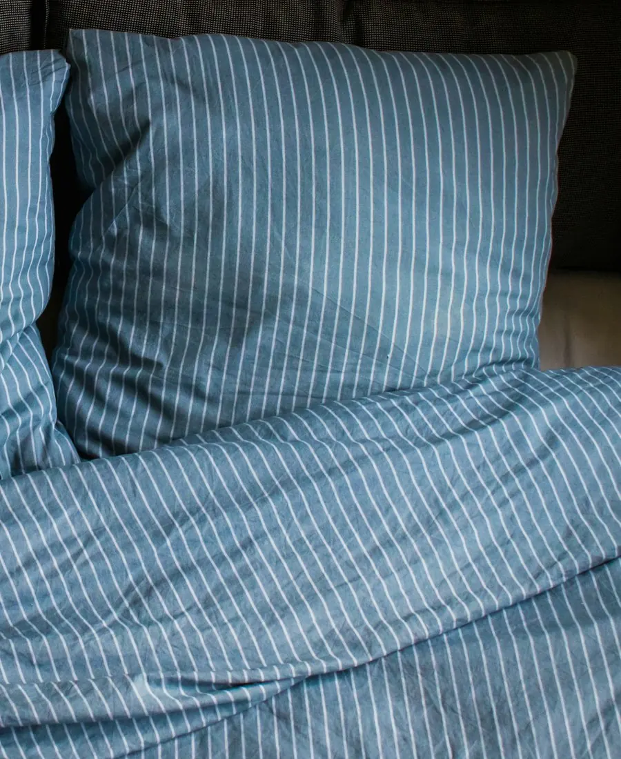 Bombay Mill, Blue and white stripes